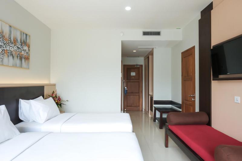 The Grand Hill Resort-Hotel ปุนจัก ภายนอก รูปภาพ